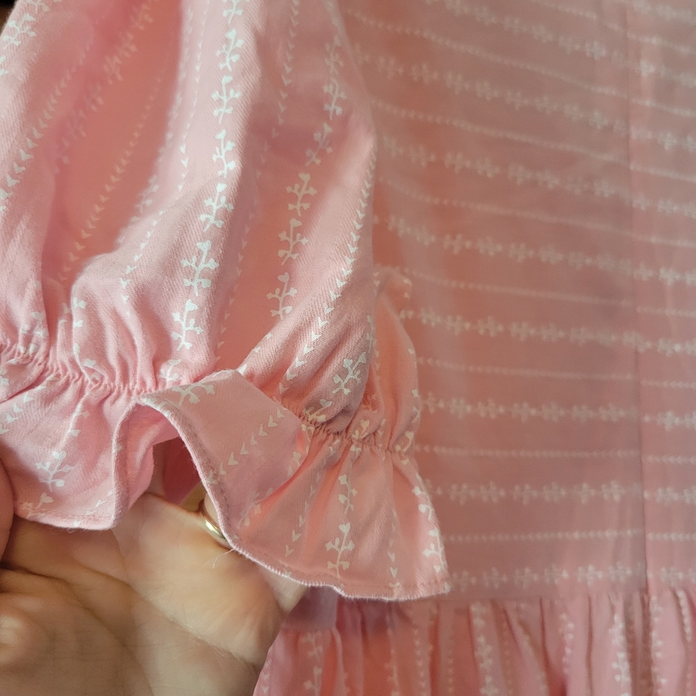Soft Pink Maxi Dress with Delicate White Print